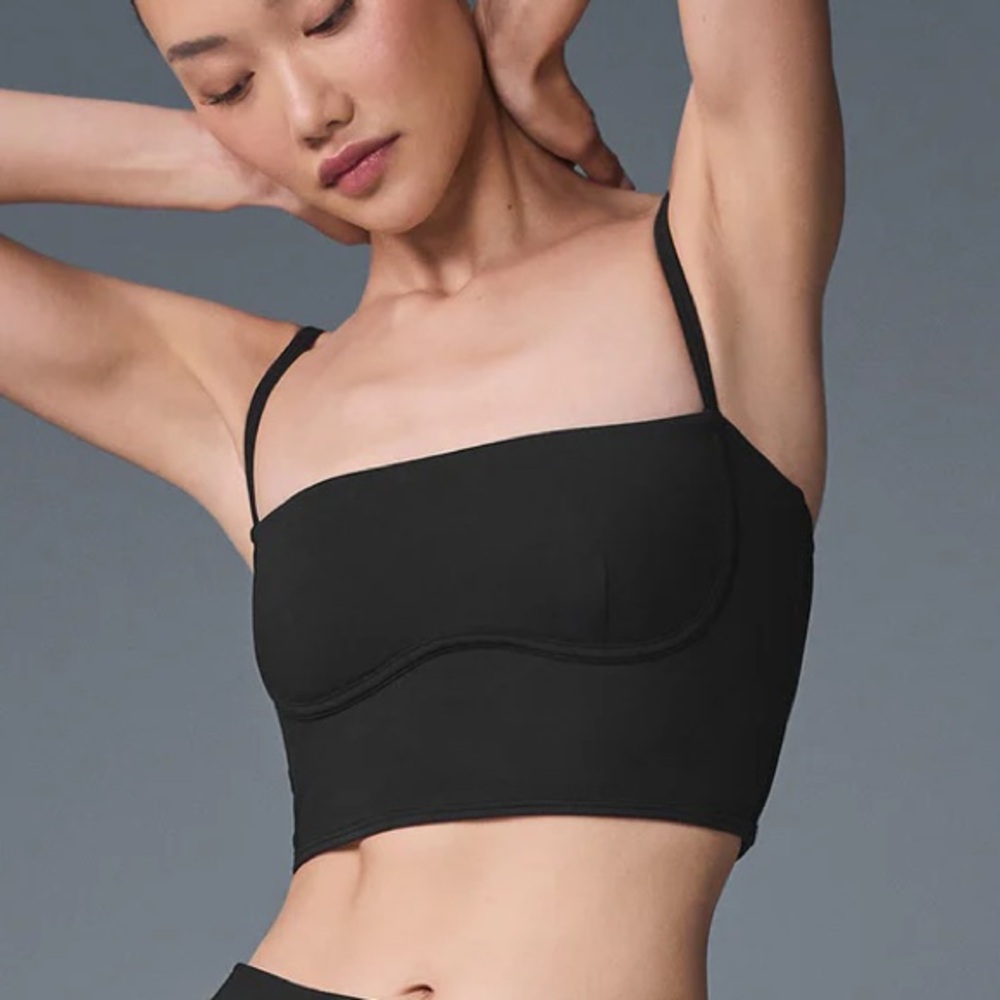 Alo Airbrush Streamlined Black Sports Bra Tank Top